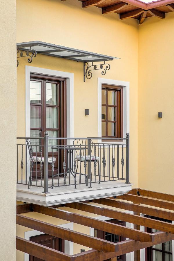 Petrou Suites Joánina Kültér fotó
